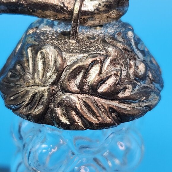 Vintage PRICE IMPORT Hanging Glass Grapes Salt Pepper SHAKERS Silver Vine STAND - Picture 8 of 16